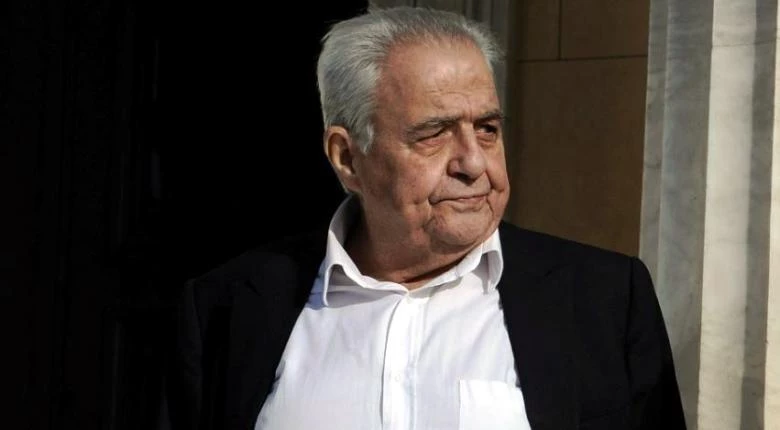 Η εποπτεία των τραπεζών περνάει από τον Δραγασάκη στον Φλαμπουράρη με εντολή Τσίπρα